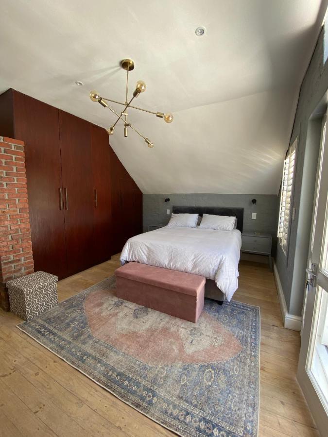 Cosy And Unique Family Retreat In Hout Bay Villa Cape Town Exterior photo